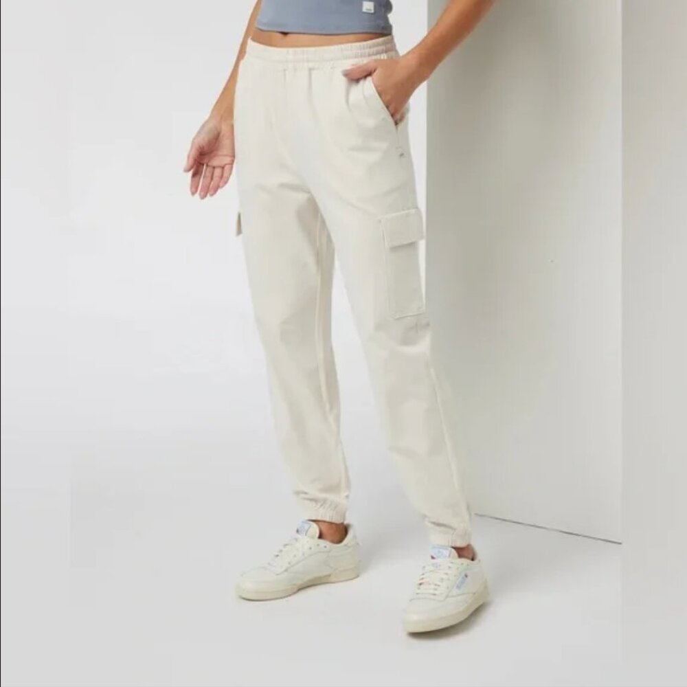 Vuori Boyfriend Cargo Joggers (Milkweed Heather)
